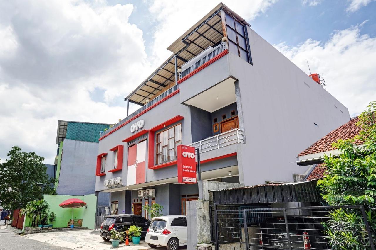 Oyo 1932 Srimahi Residence Bandung Eksteriør billede